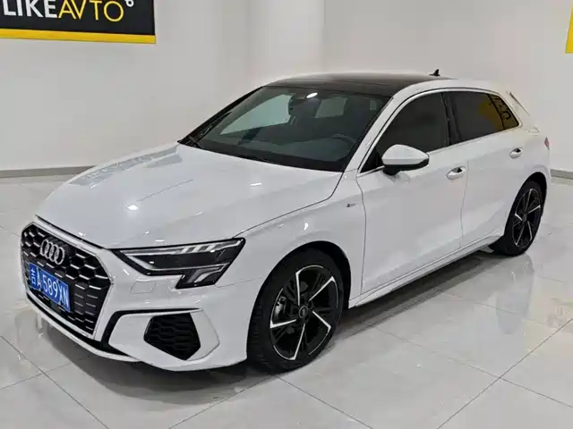 Audi A3 2022 — купить из Китая под заказ