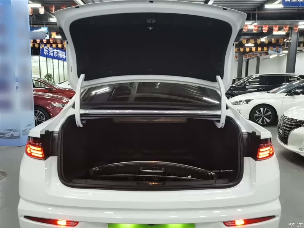 Geely Preface, 2022 19
