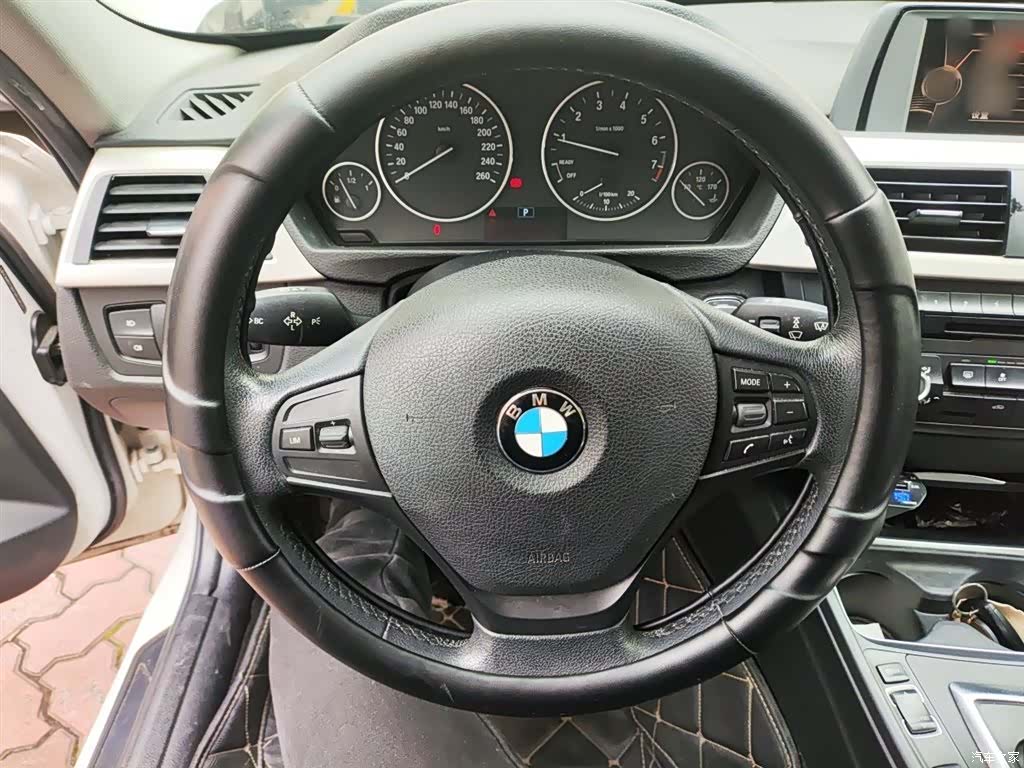 BMW 3 Series, 2015 3