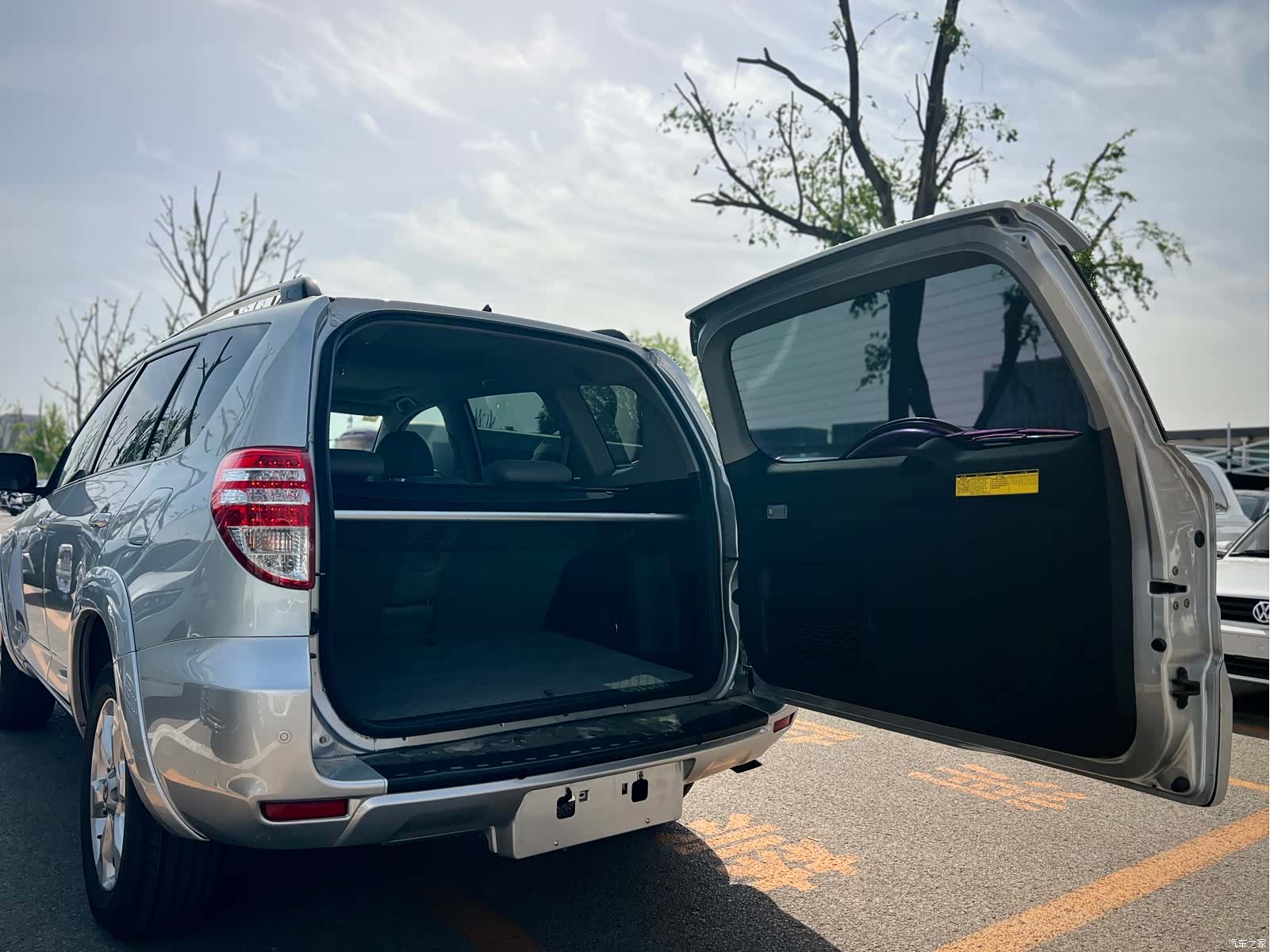 Toyota RAV4, 2010 6