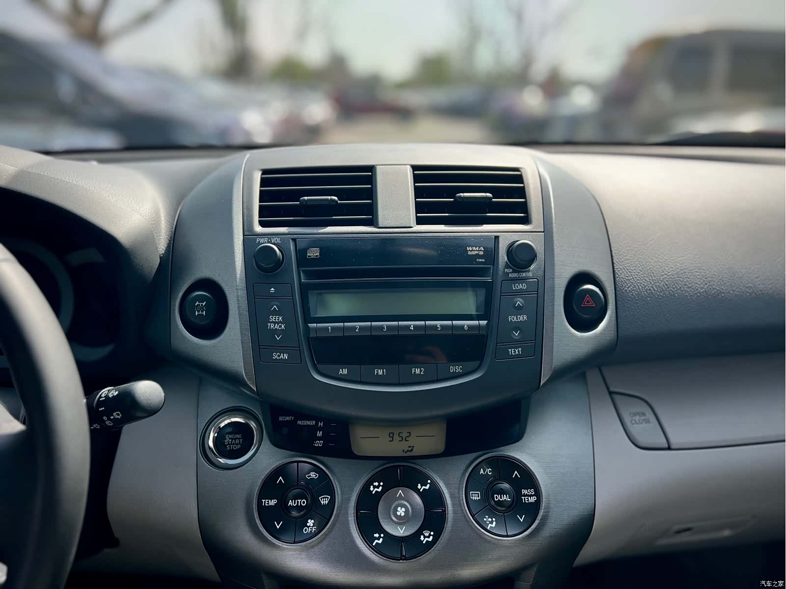 Toyota RAV4, 2010 14