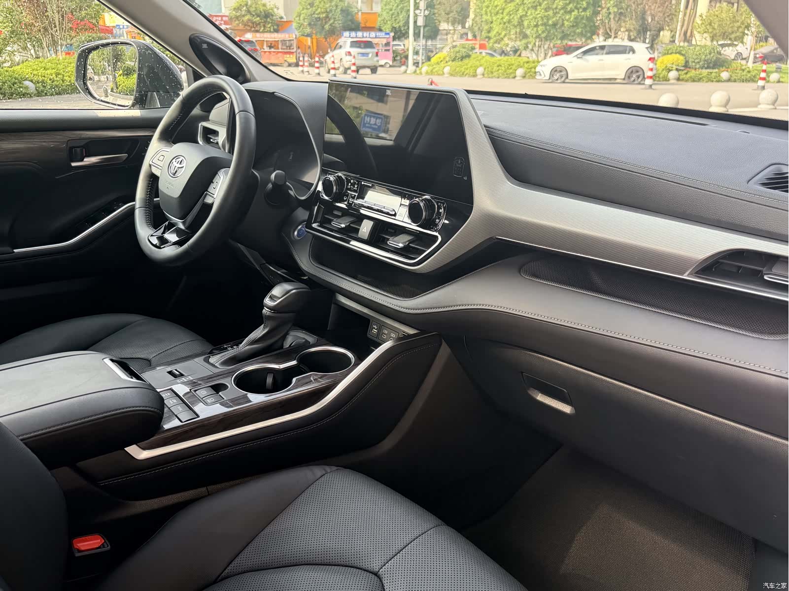 Toyota Highlander, 2022 11