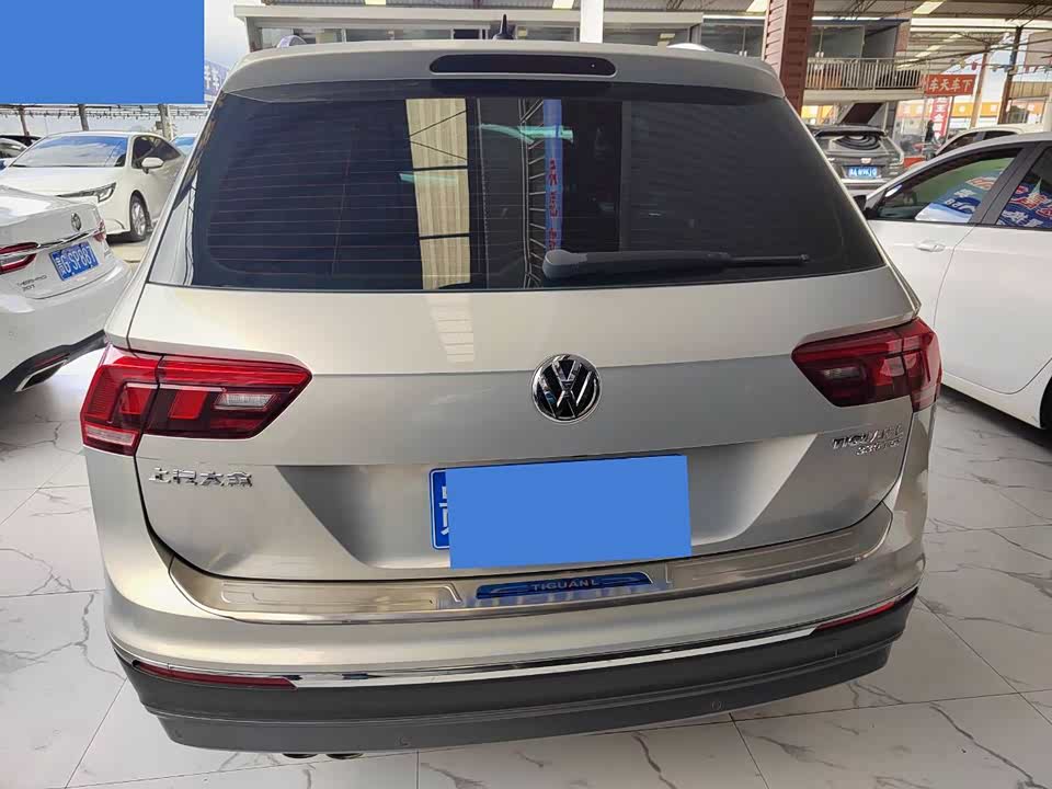 Volkswagen Tiguan L