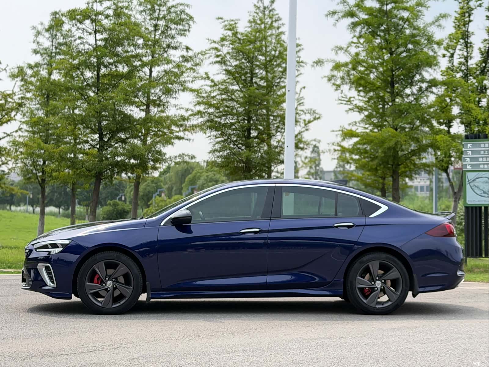 Buick Regal, 2020 4