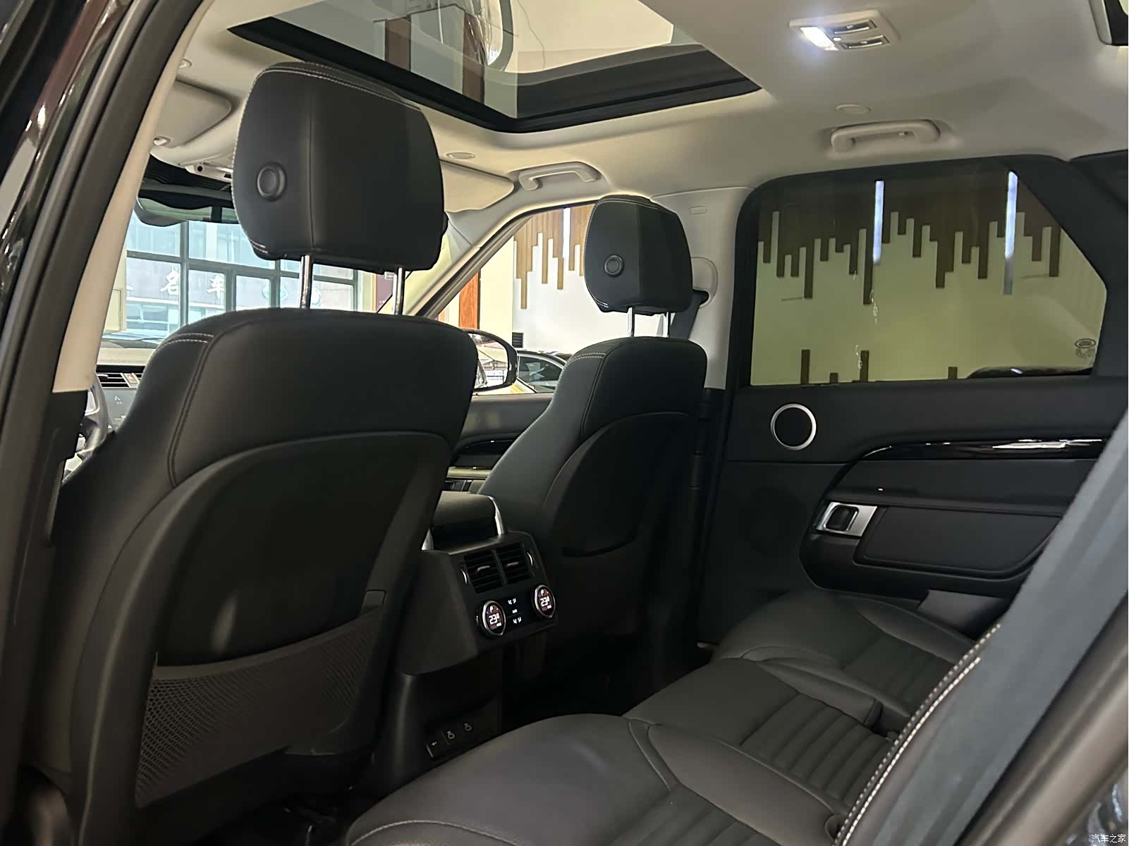 Land Rover Discovery, 2024 17