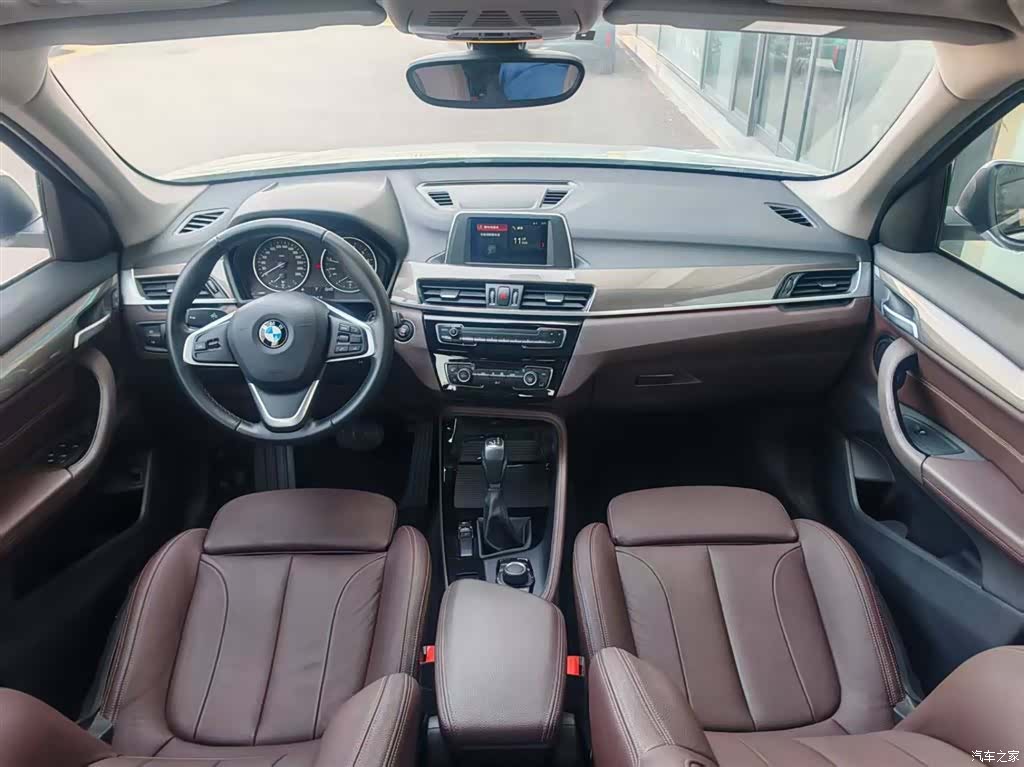 BMW X1, 2018 9