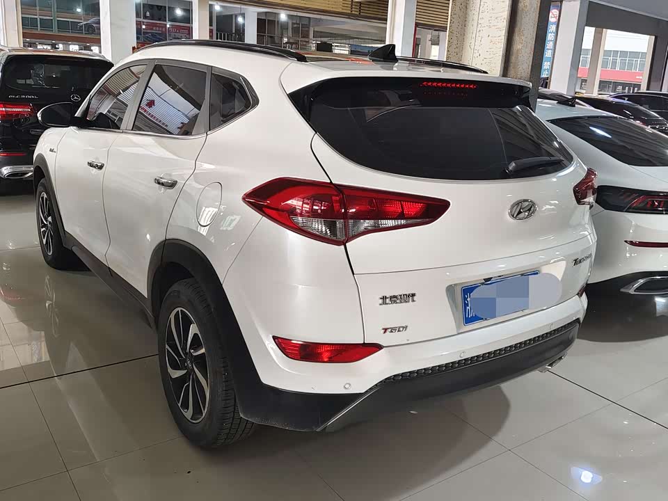 Hyundai Tucson