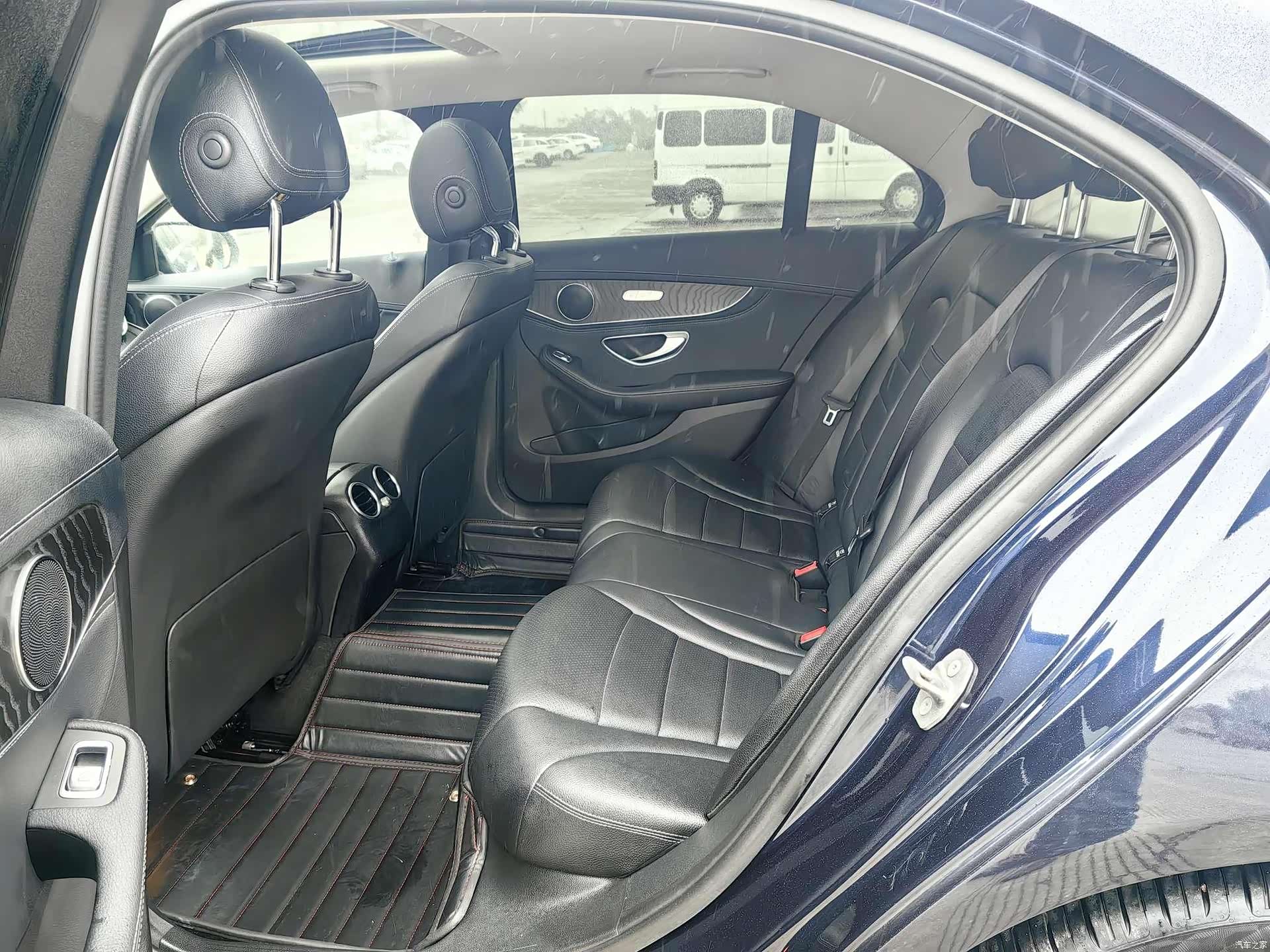 Mercedes-Benz C-Class, 2017 14
