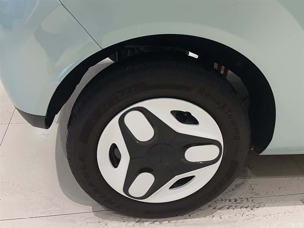 Geely Panda, 2025 23