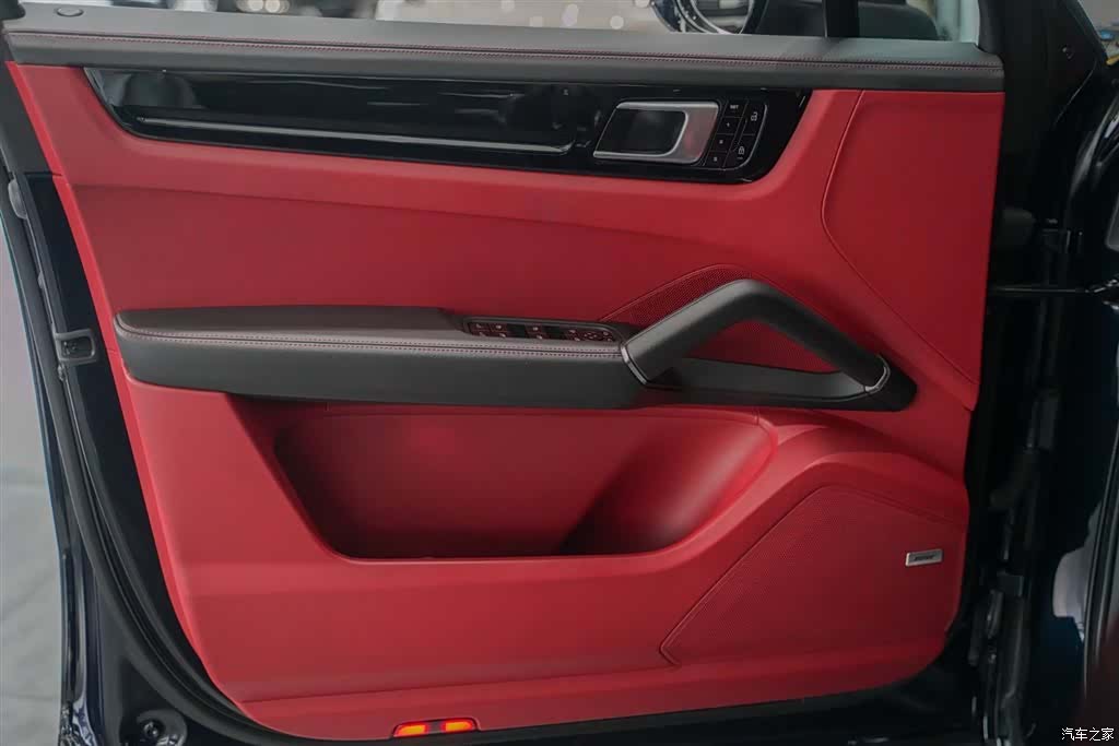 Porsche Cayenne, 2021 8