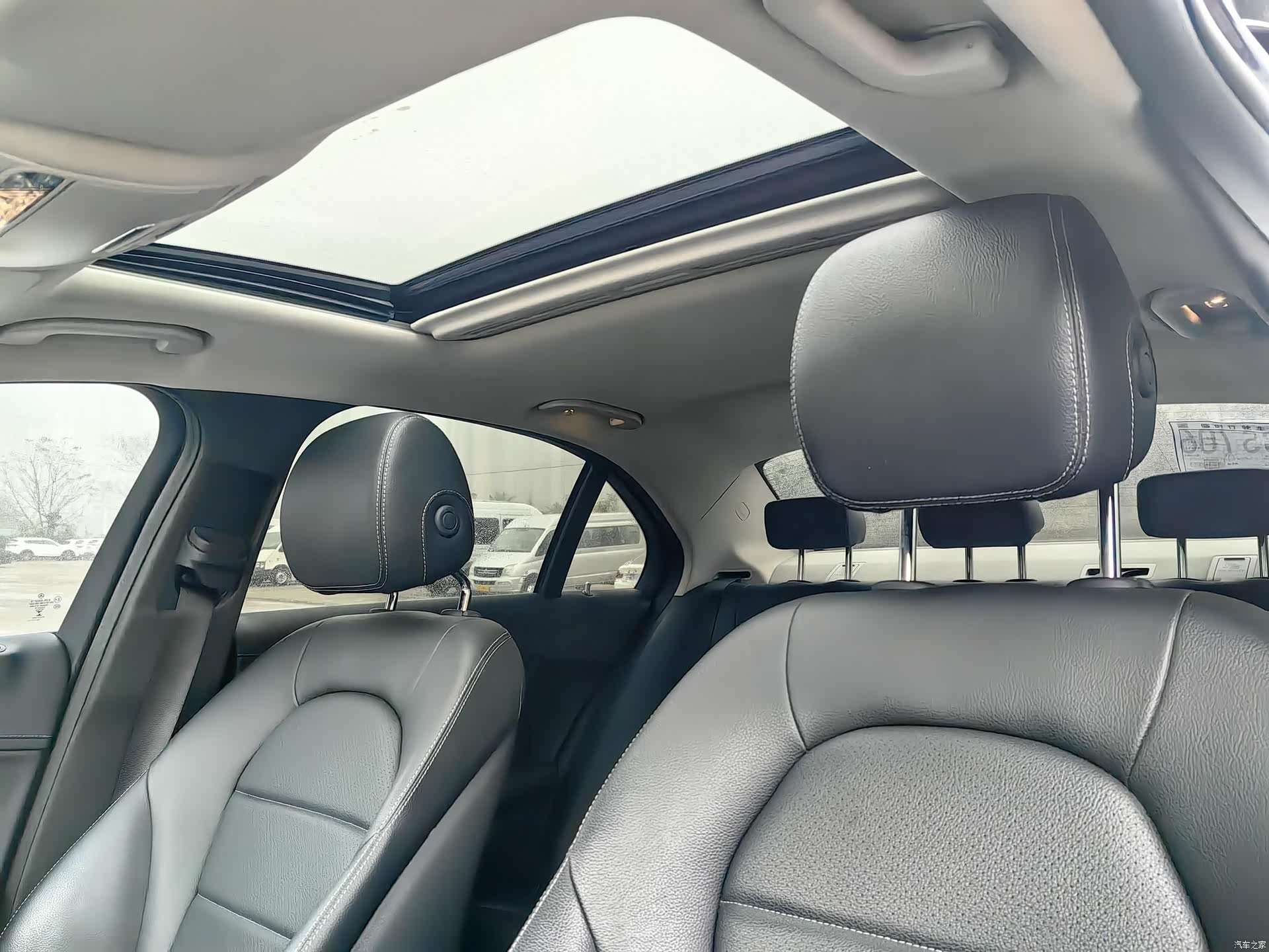 Mercedes-Benz C-Class, 2017 11