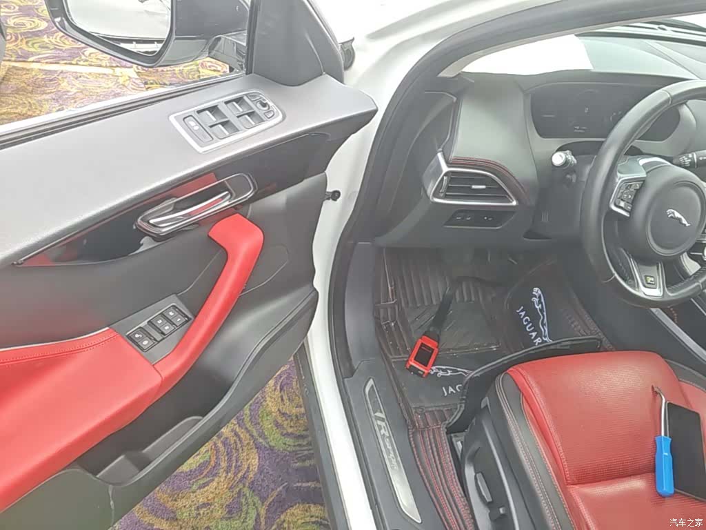 Jaguar F-PACE, 2017 16
