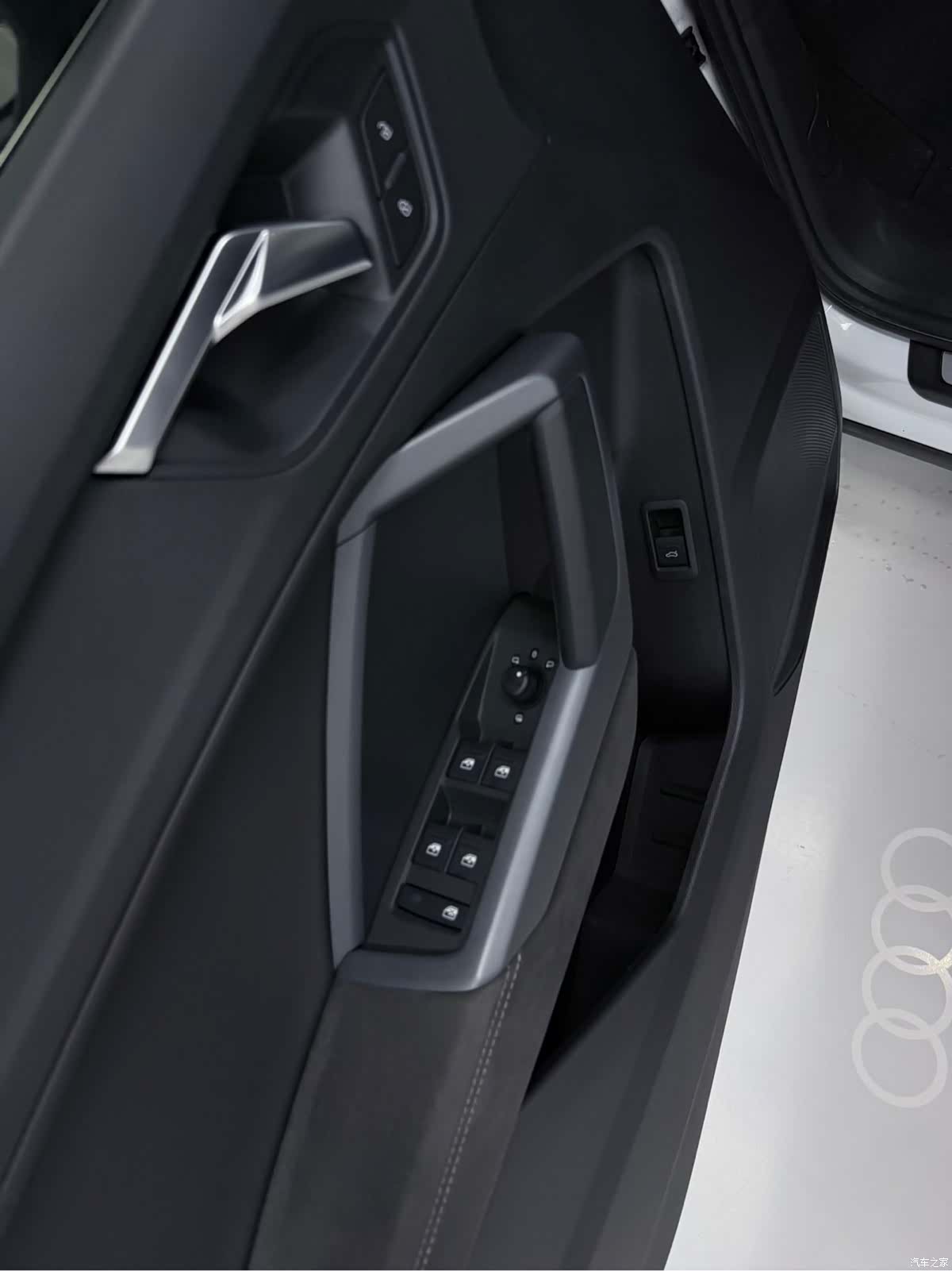 Audi Q3, 2022 14