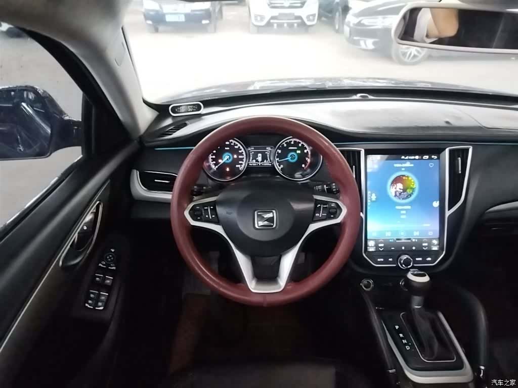 Zotye SR7, 2016 11