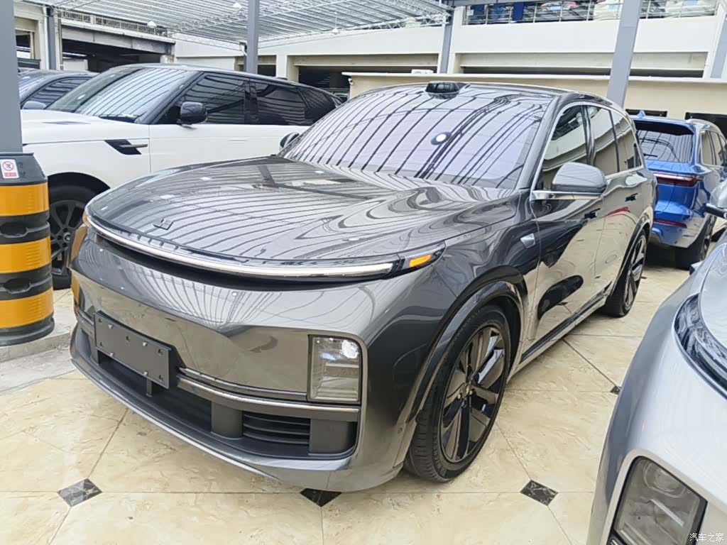 Li Auto L8, 2023 1