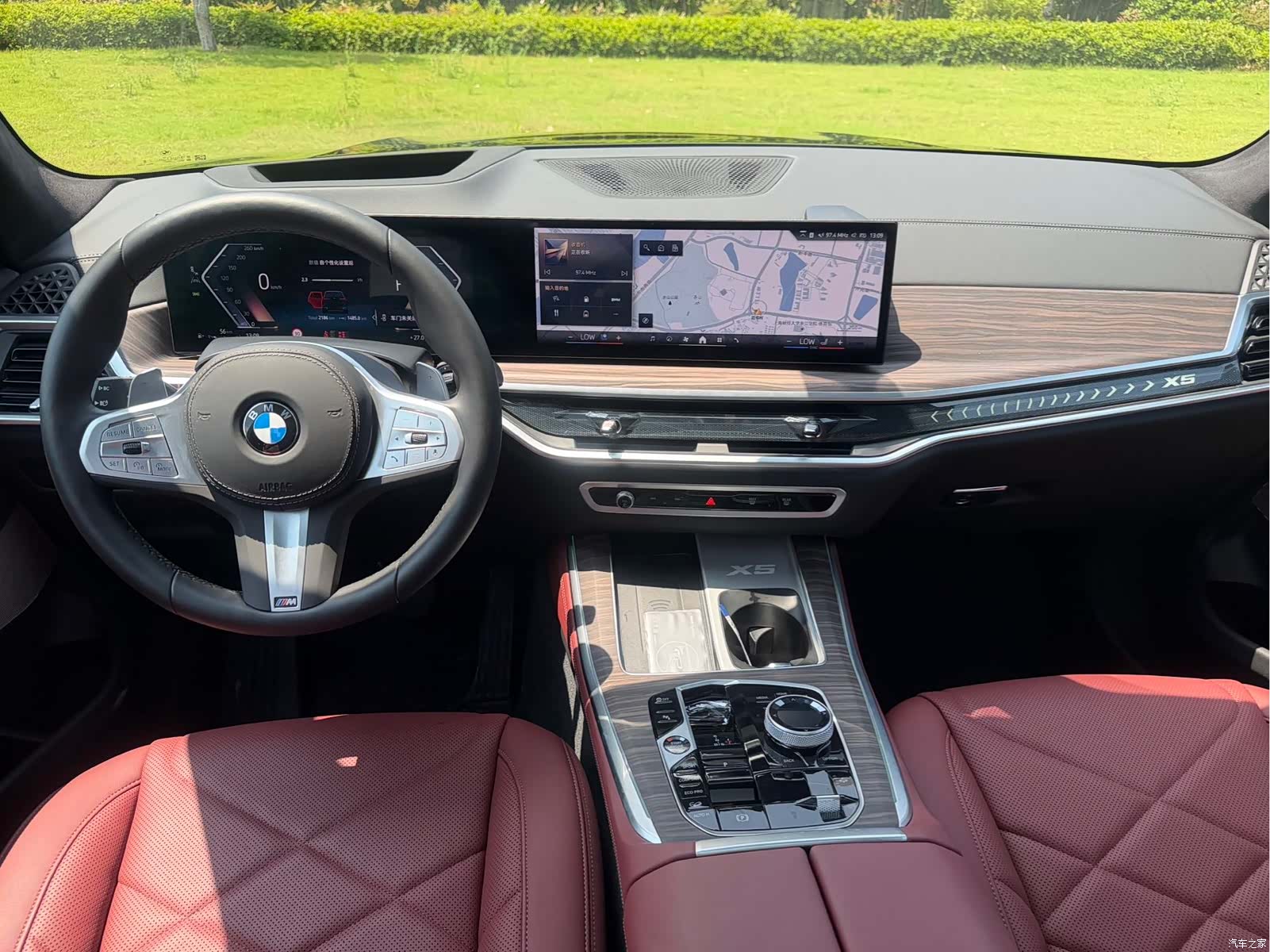 BMW X5, 2025 10