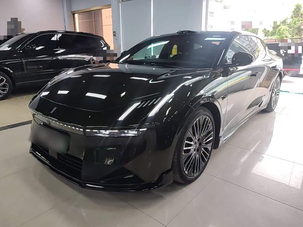 Lynk & Co 10