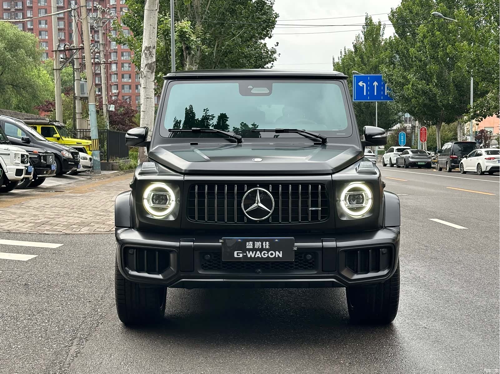 Mercedes-Benz G-Class, 2025 4