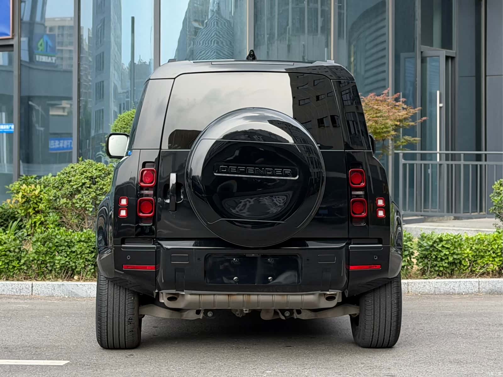 Land Rover Defender, 2022 4