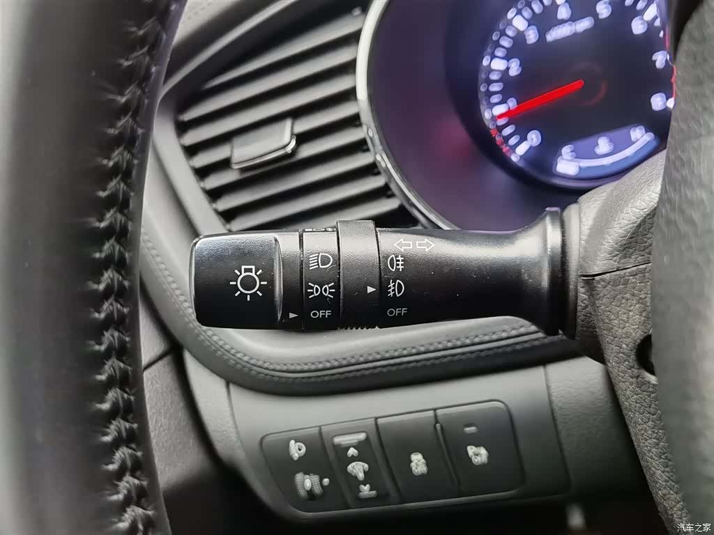 Kia K5, 2015 21