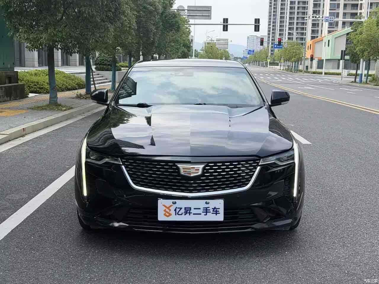 Cadillac CT4, 2022 2