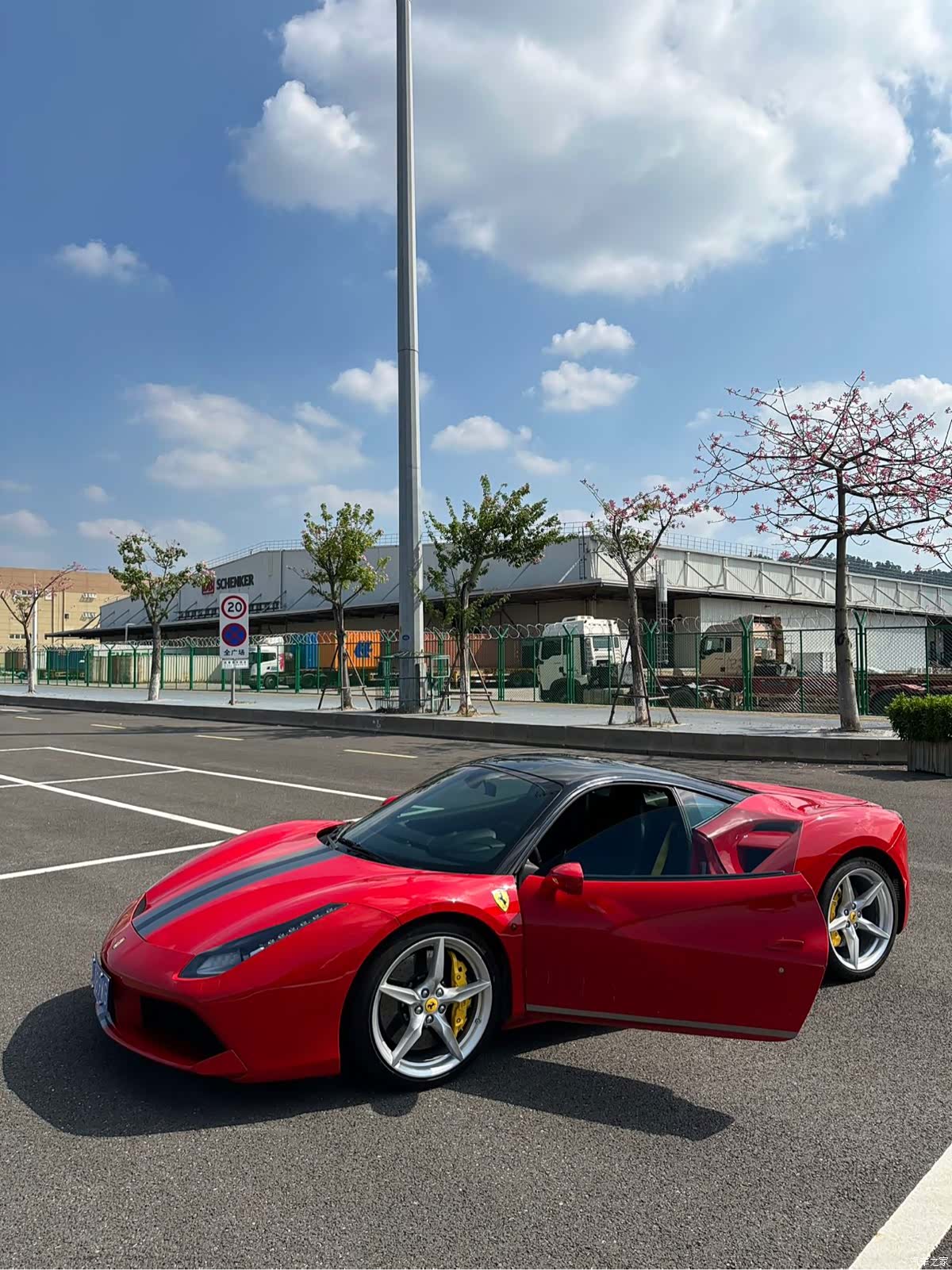 Ferrari 488, 2017 17