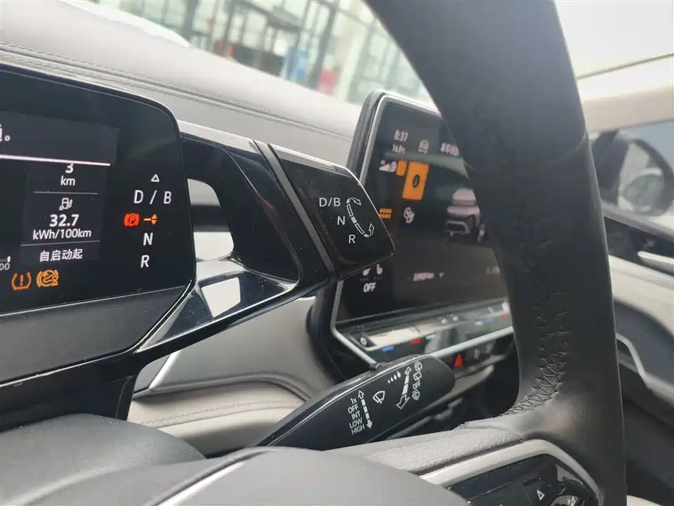 Volkswagen ID.6 CROZZ