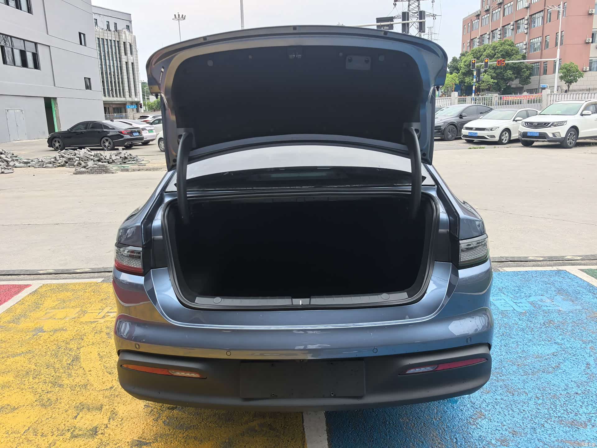 BYD Seal, 2025 10