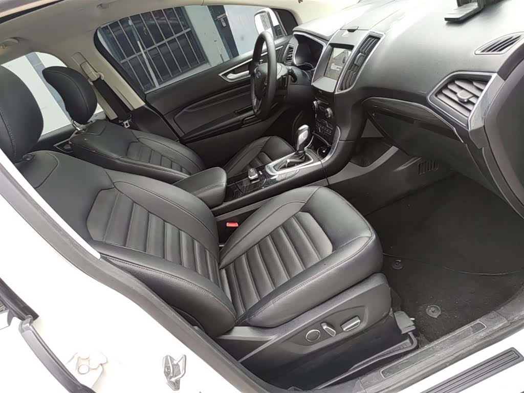 Ford Edge, 2020 25