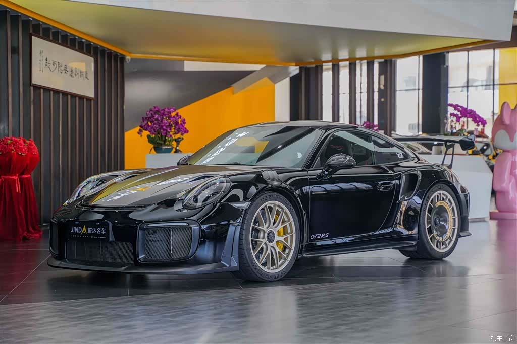 Porsche 911, 2019 1