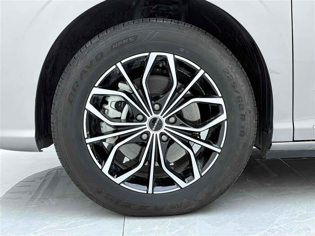 Roewe iMAX8, 2025 9