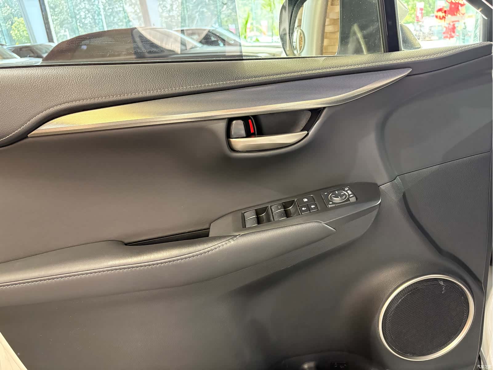 Lexus NX, 2017 все фото