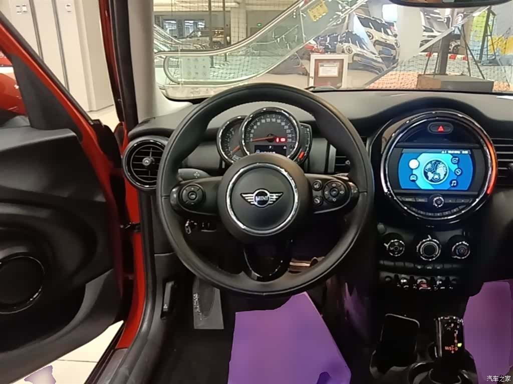 Mini ONE, 2019 11