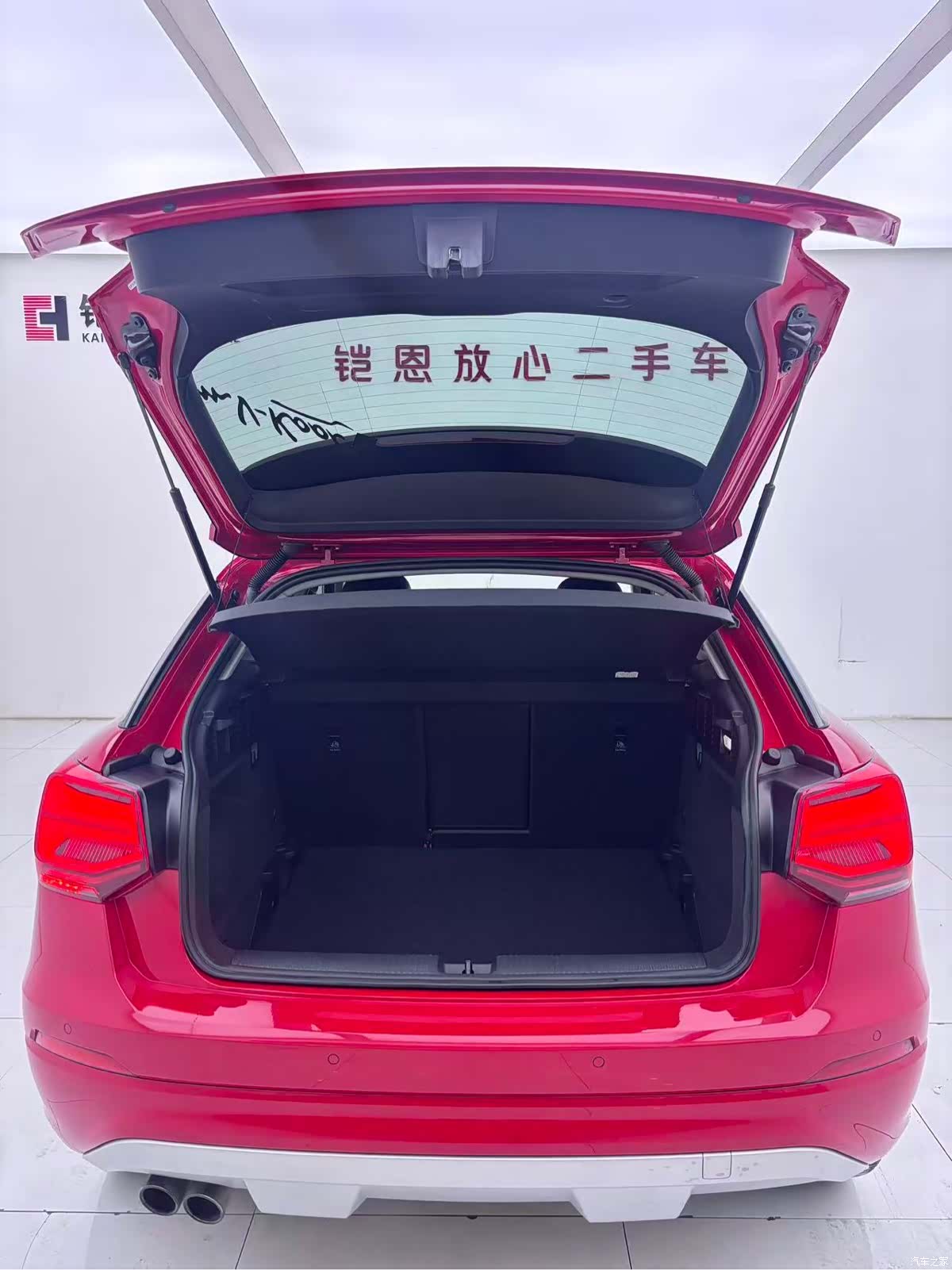 Audi Q2L, 2019 12