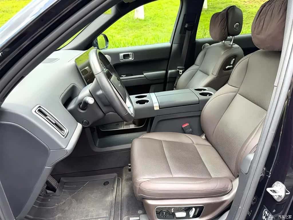 Li Auto L9, 2023 6