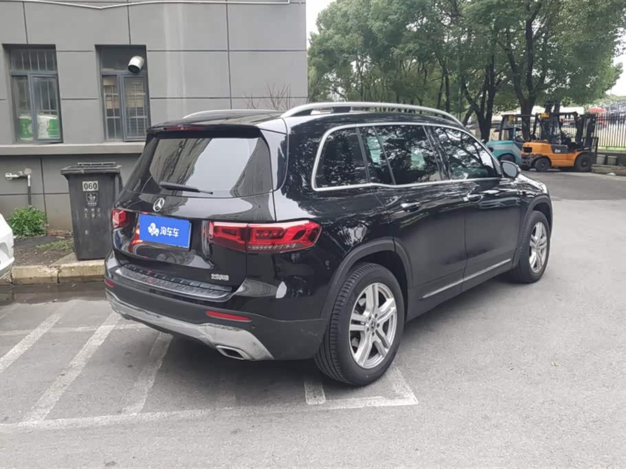 Mercedes-Benz GLB Mercedes-Benz GLB