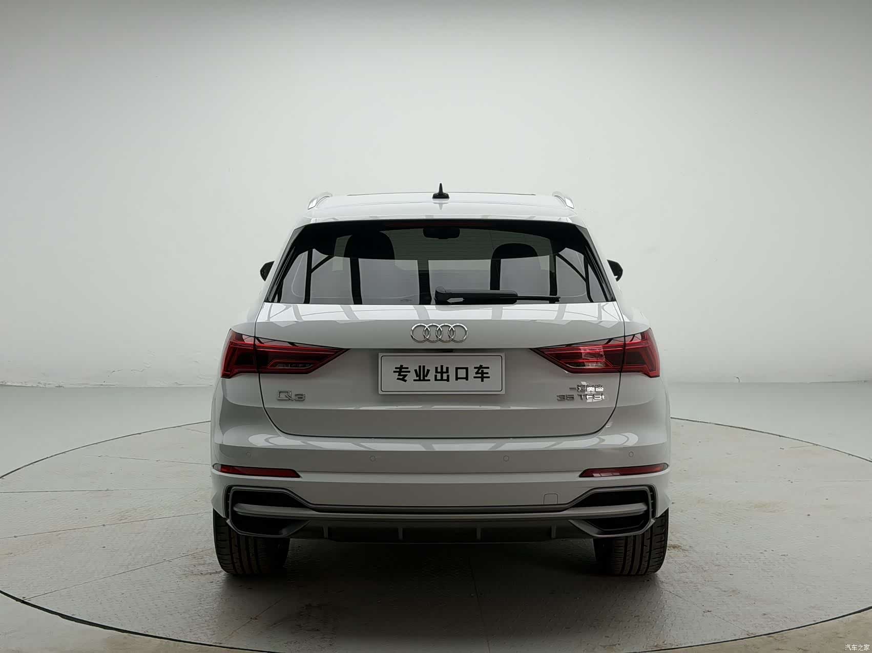 Audi Q3, 2022 все фото