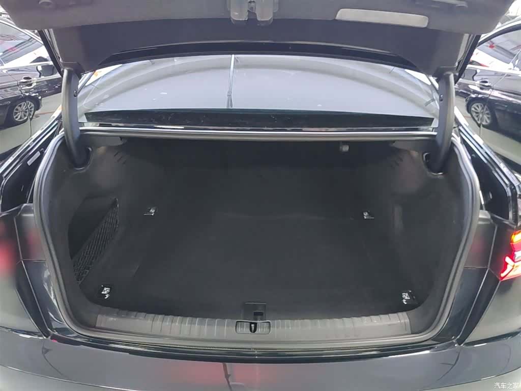 Audi A6L, 2019 15