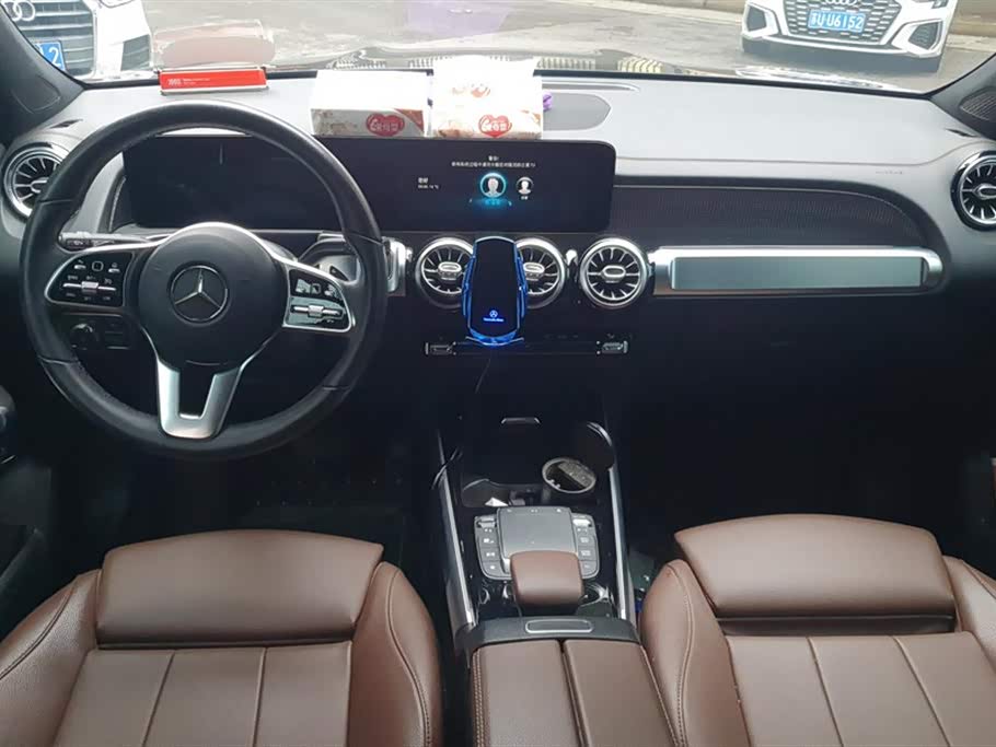 Mercedes-Benz GLB Mercedes-Benz GLB