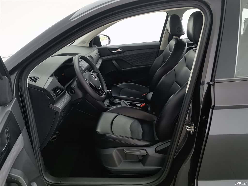 Volkswagen Tharu, 2022 10