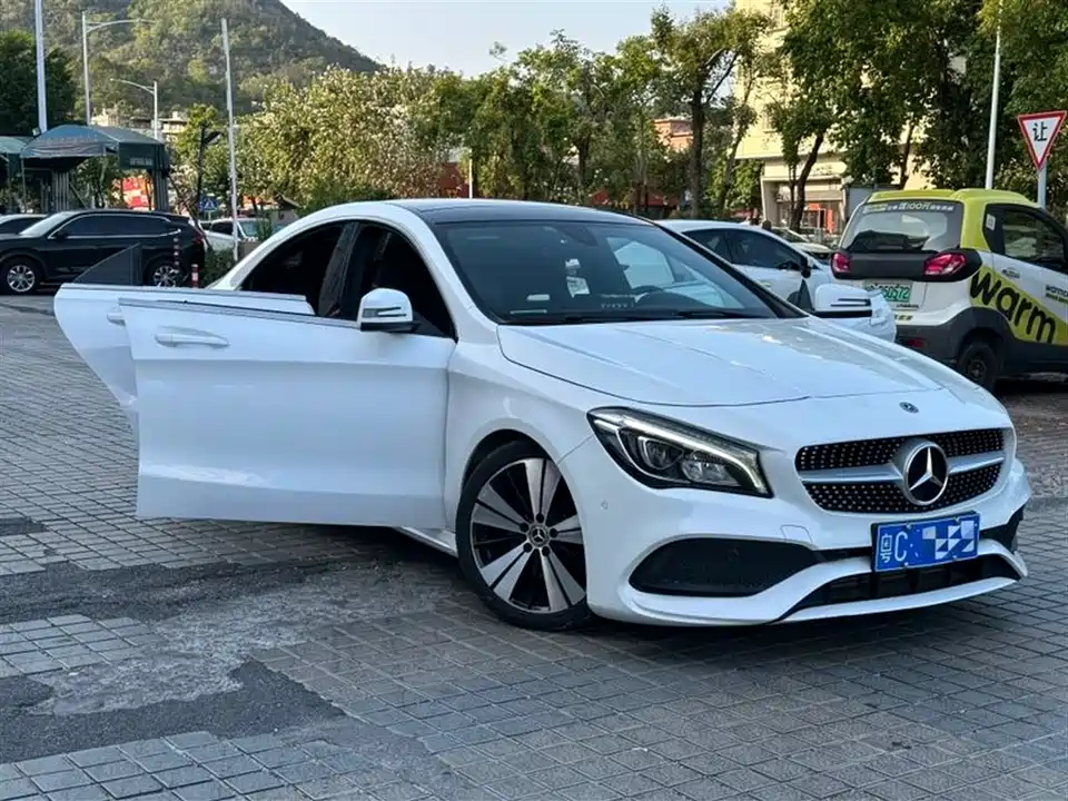 Mercedes-Benz CLA