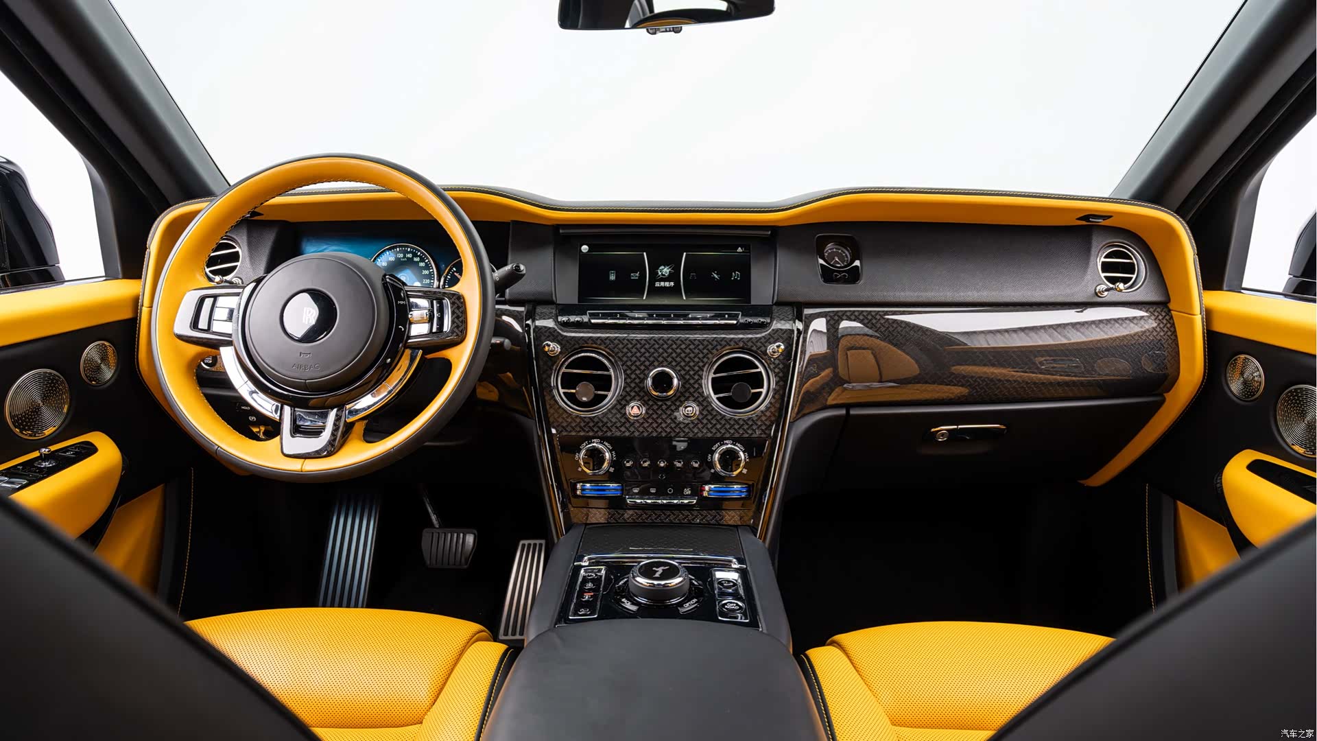 Rolls-Royce Cullinan, 2021 7