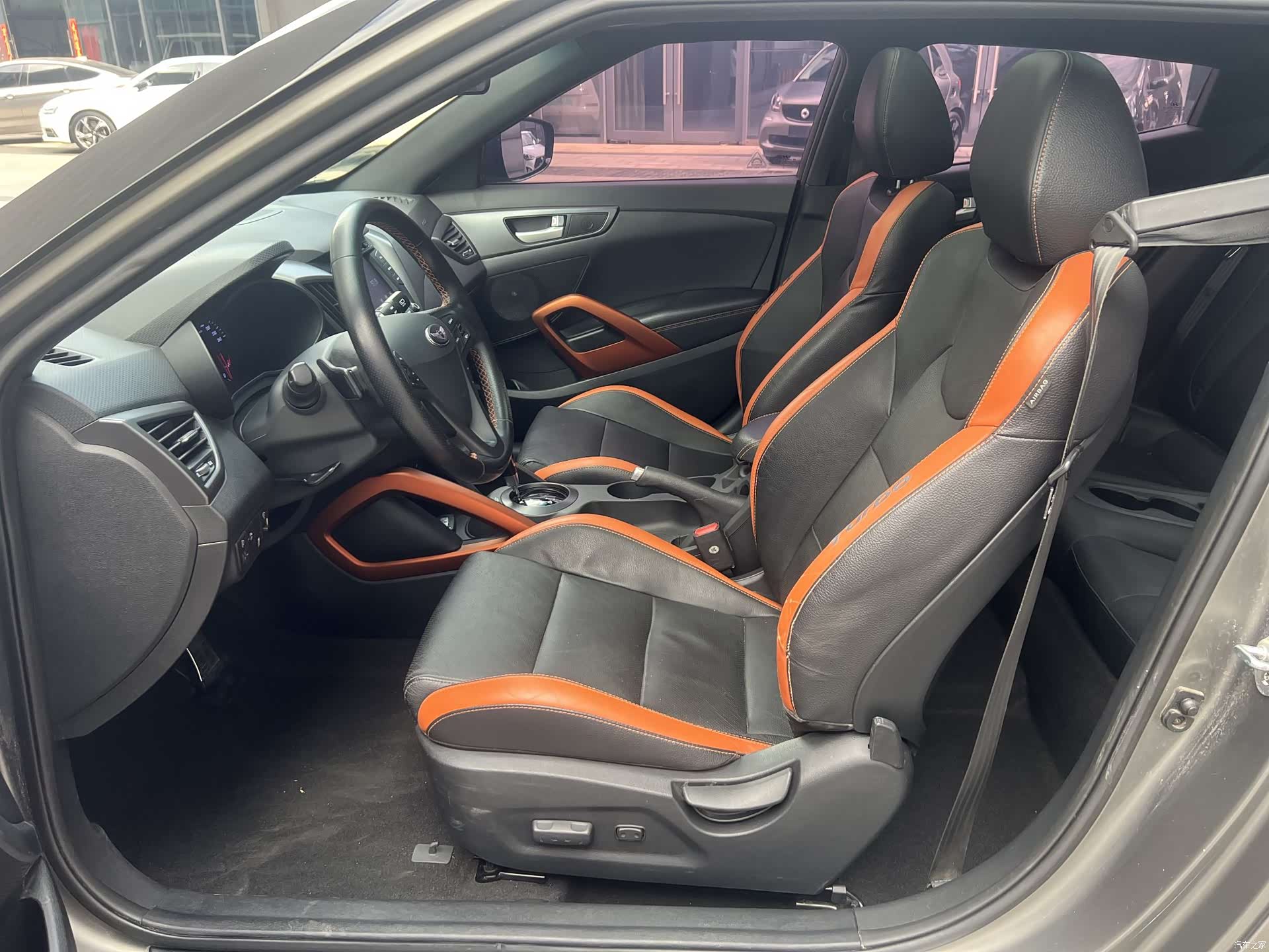Hyundai Veloster, 2017 4