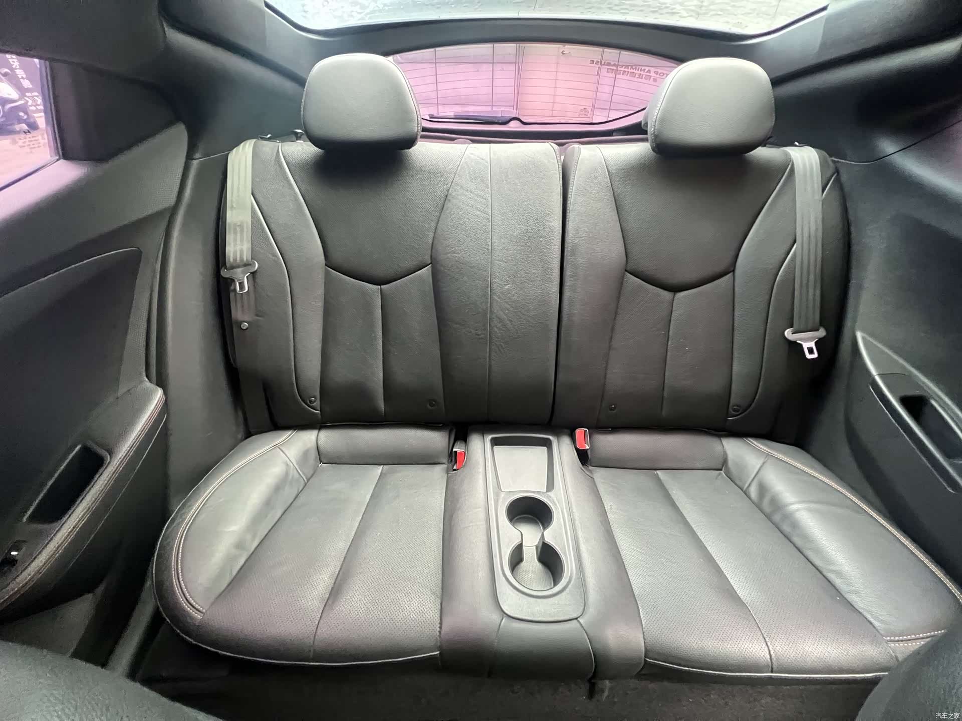 Hyundai Veloster, 2017 11