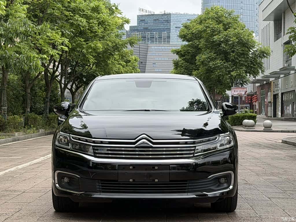 Citroen C6, 2023 3