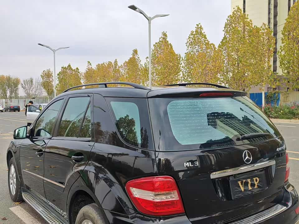 Mercedes-Benz M class