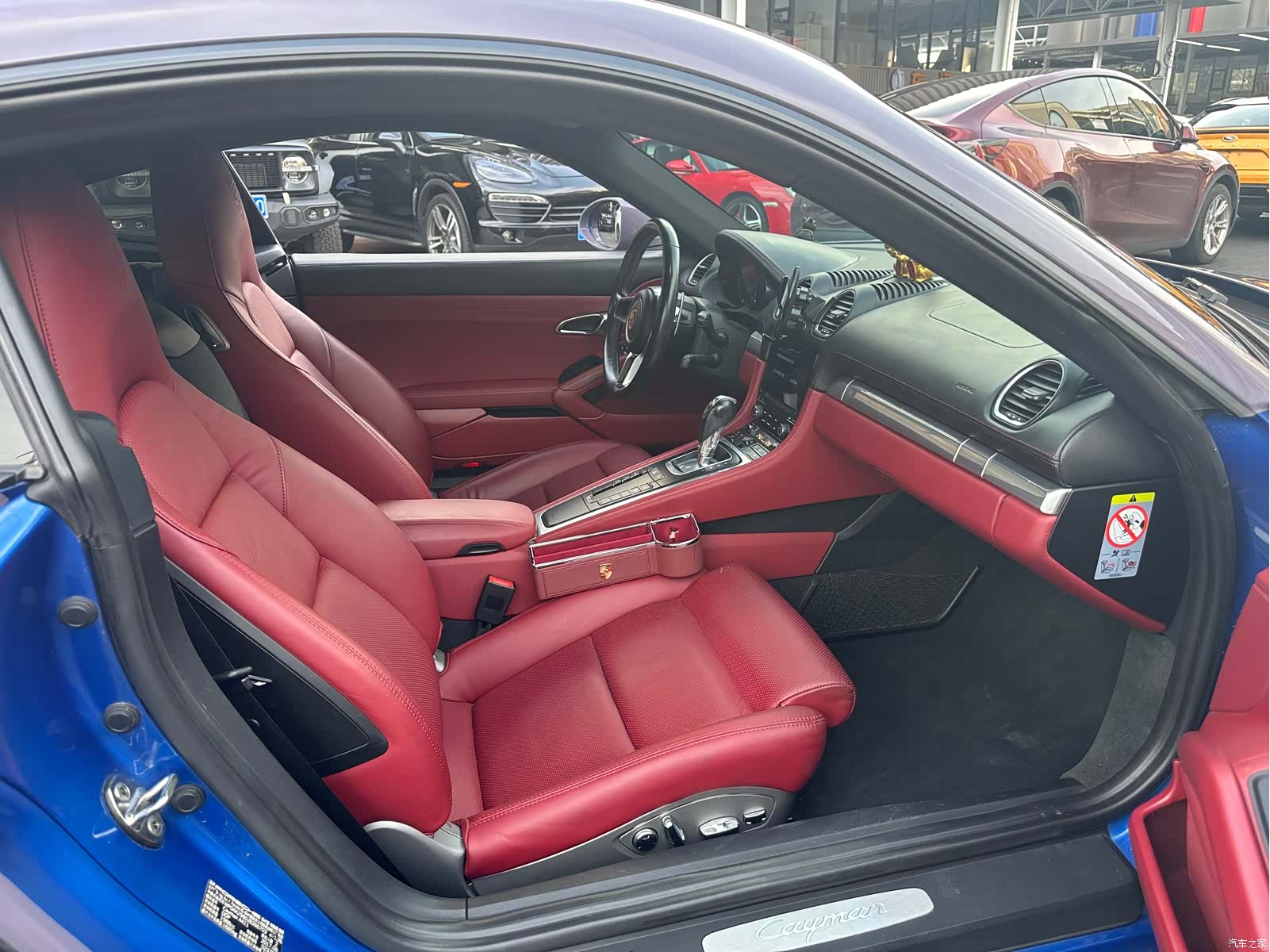 Porsche Cayman, 2018 10