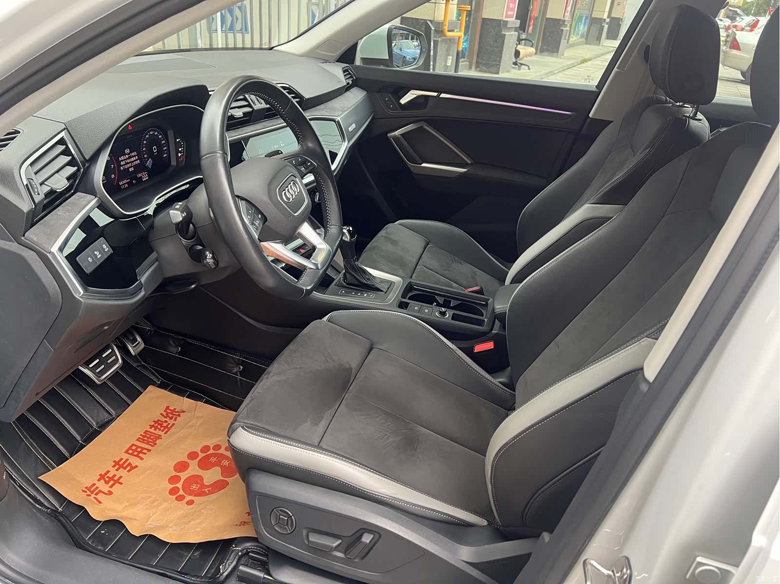 Audi Q3, 2021 6