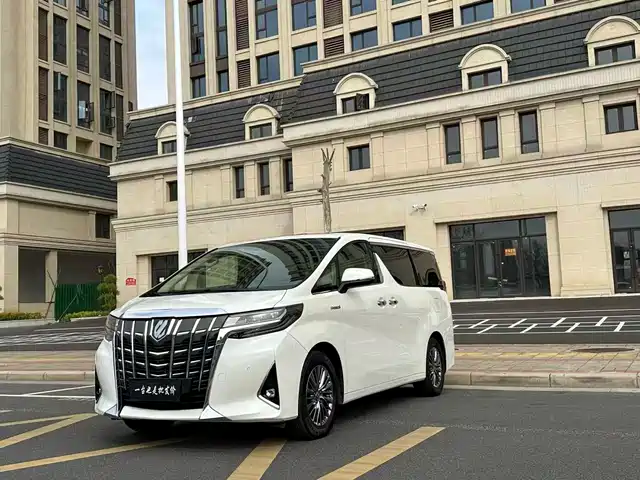 Toyota Alphard 2020 — купить из Китая под заказ