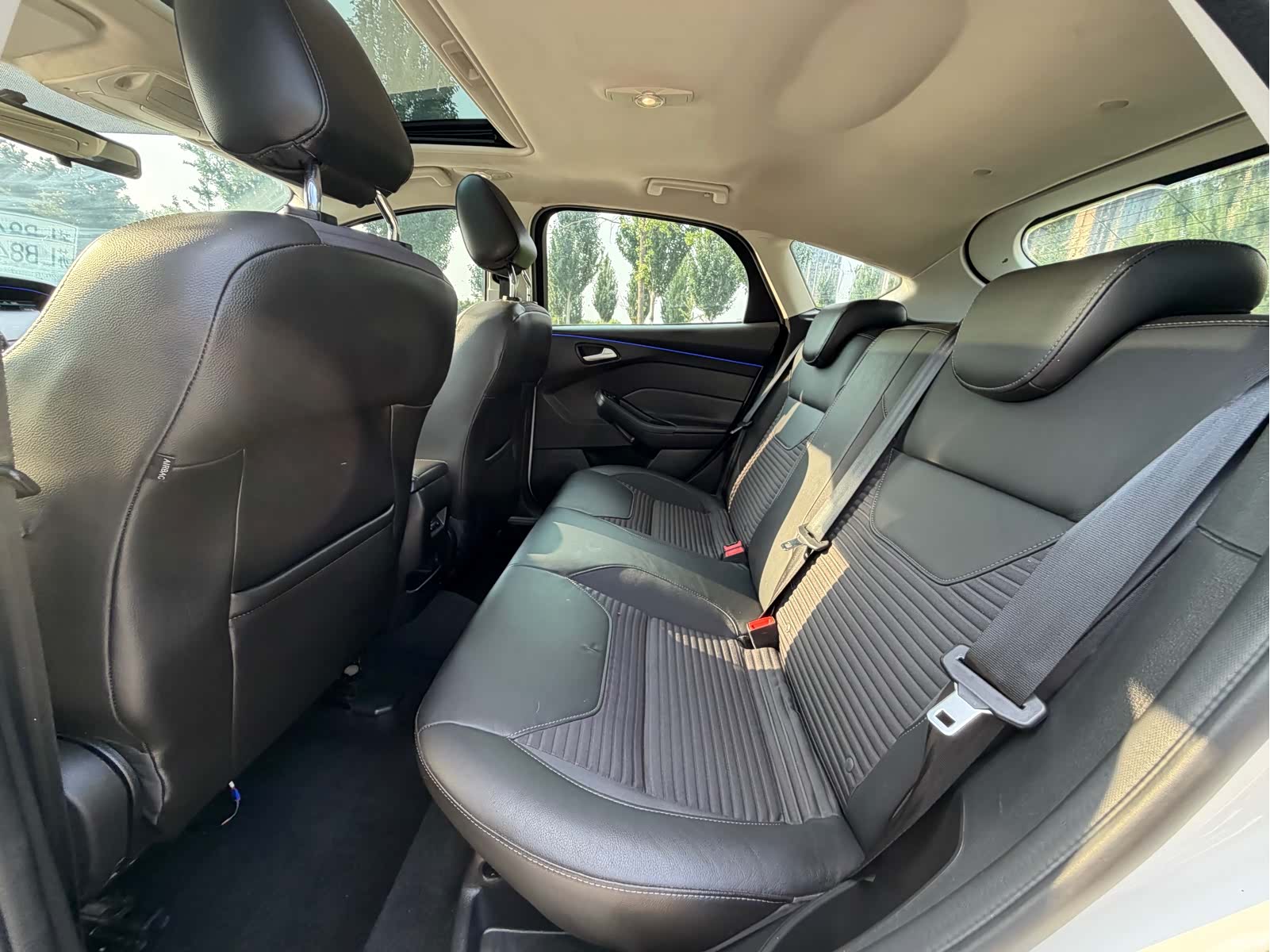 Ford Focus, 2015 6